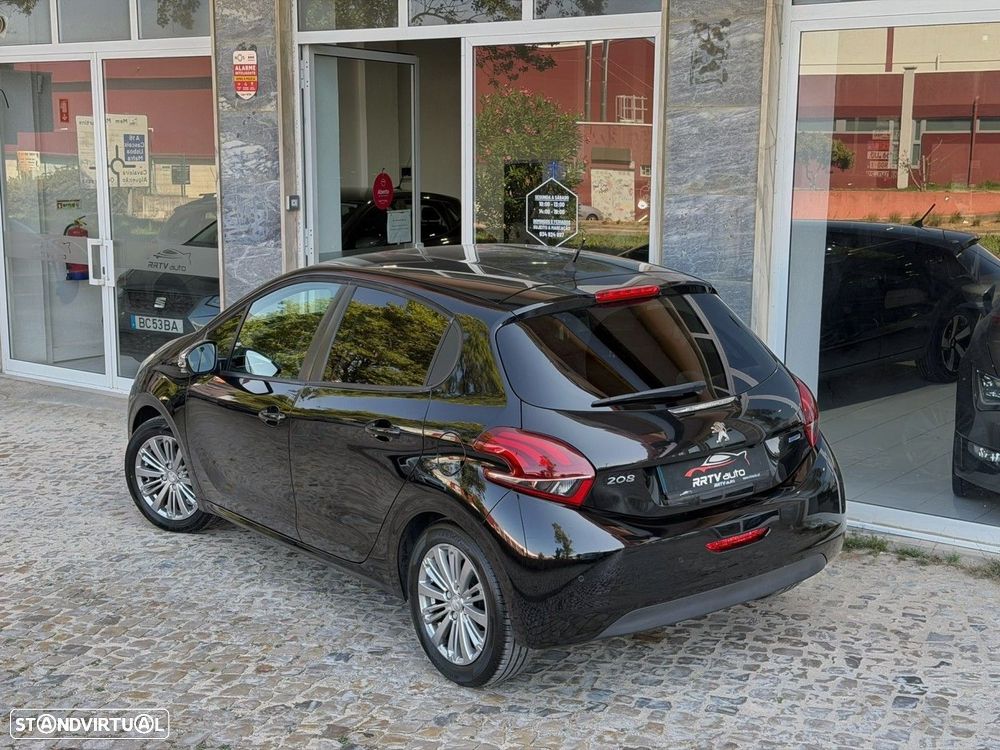 Peugeot 208 1.2 PureTech Style - 4