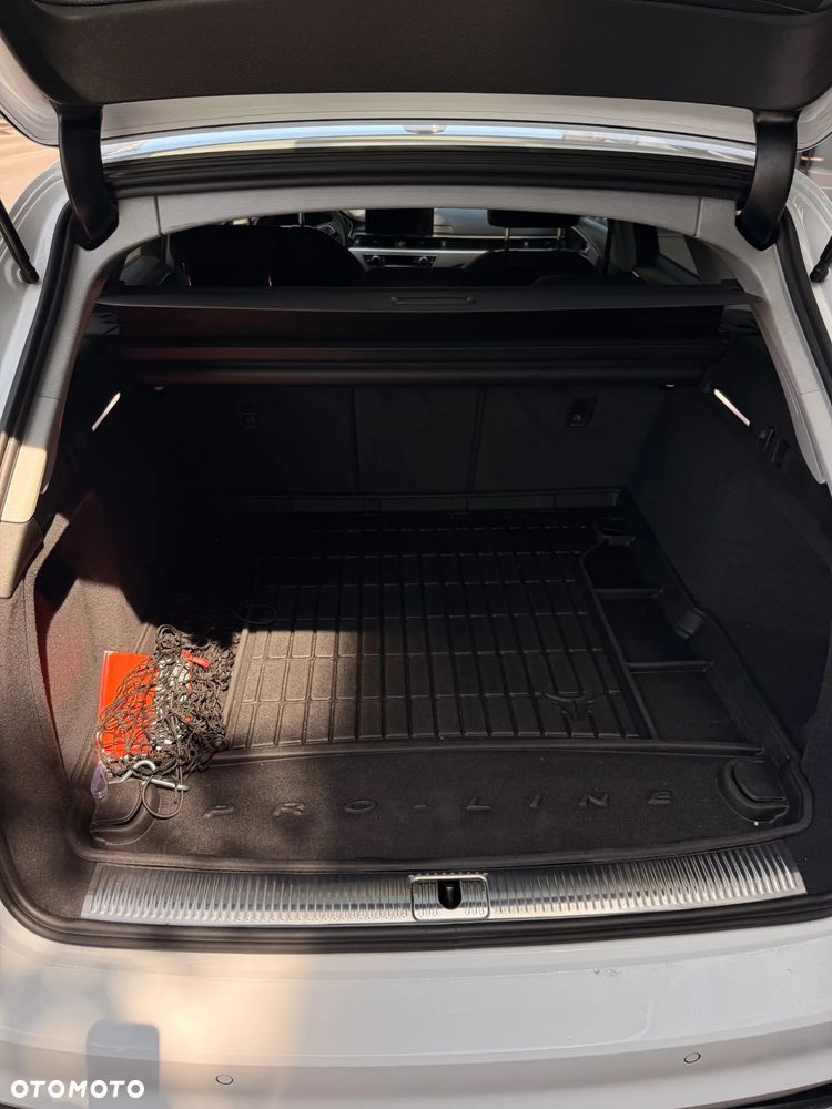 Audi A4 Avant 40 TDI mHEV Advanced S tronic - 13