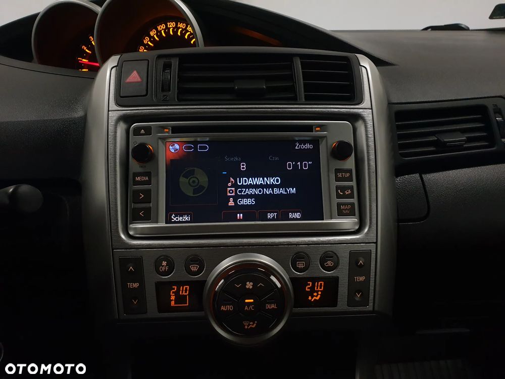 Toyota Verso 2.0 D-4D Premium - 16