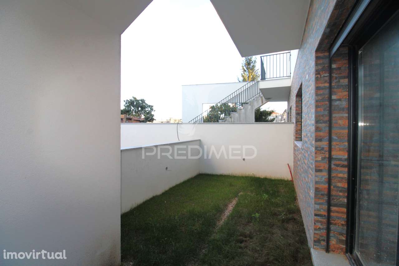 T1 Novo com Terraço e Parqueamento em Alfena - Grande imagem: 2/12