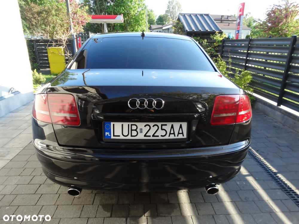 Audi A8 - 7