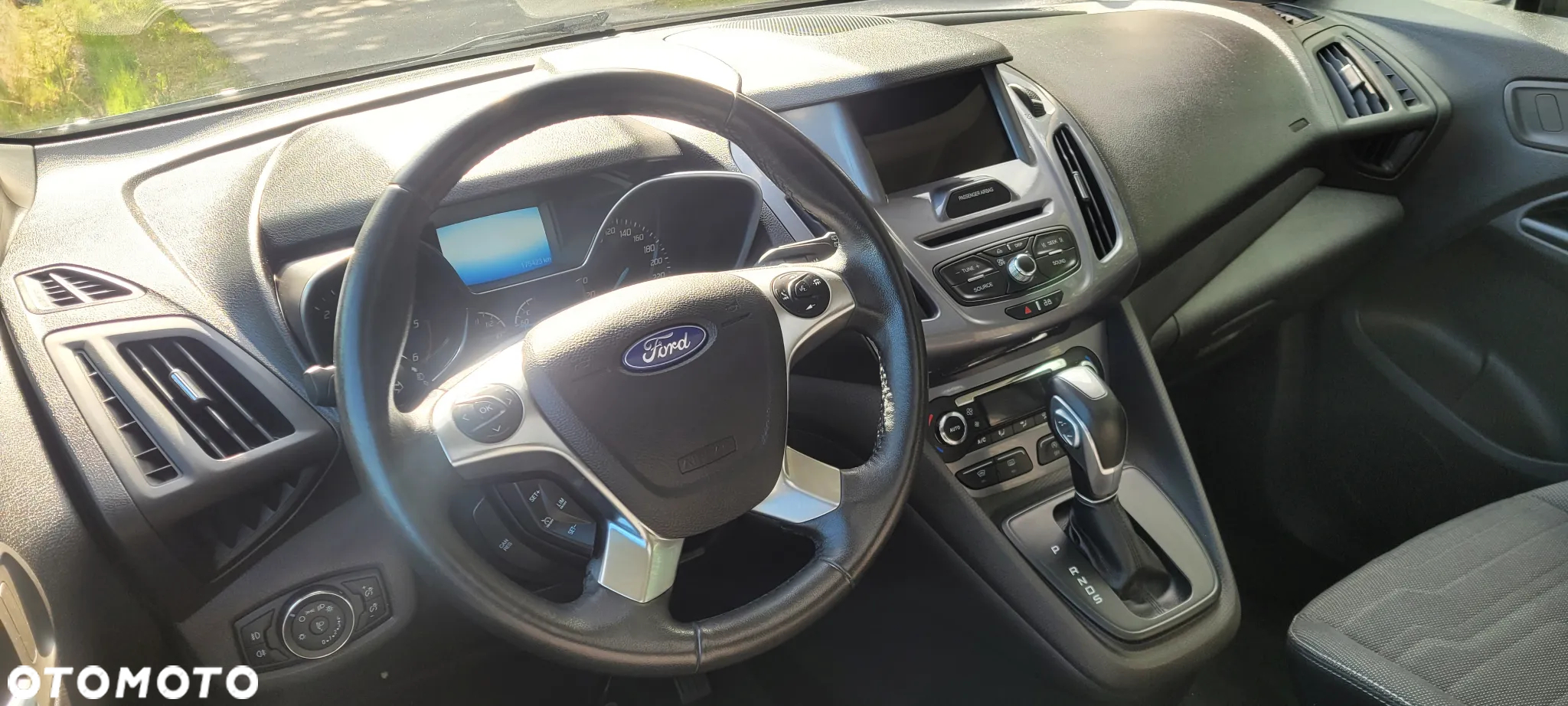 Ford Tourneo Connect Grand - 18