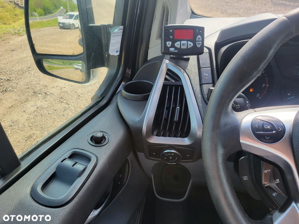 Ford Transit - 21