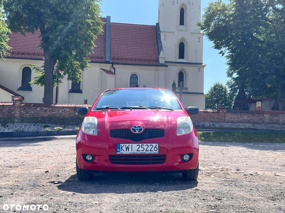 Toyota Yaris 1.3 Terra Polaris - 8