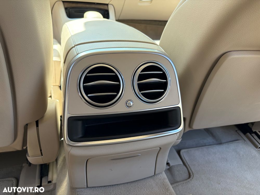 Mercedes-Benz S - 12
