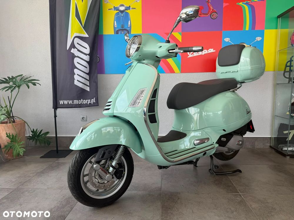 Vespa GTS - 2
