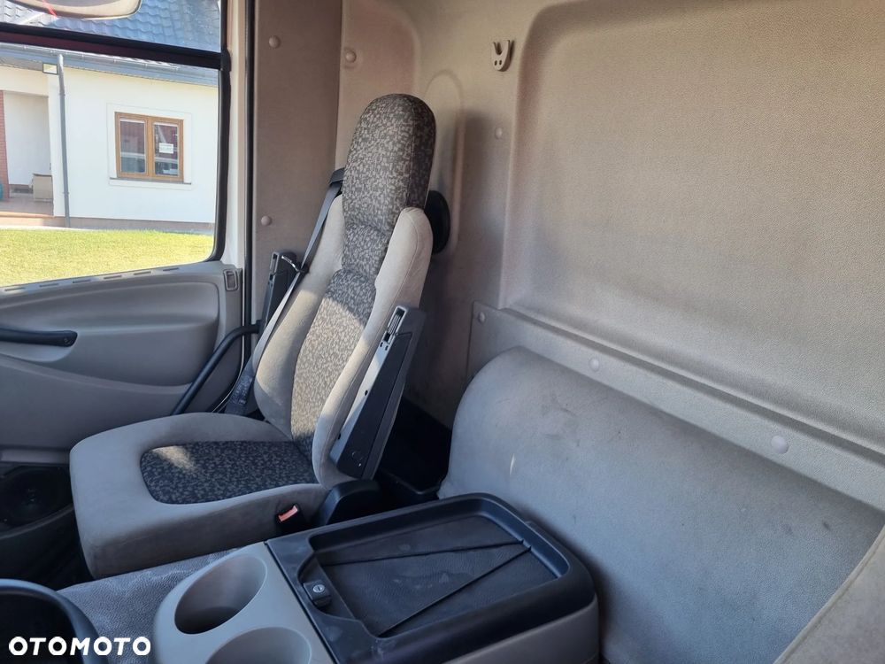 DAF CF 85 360 - 9