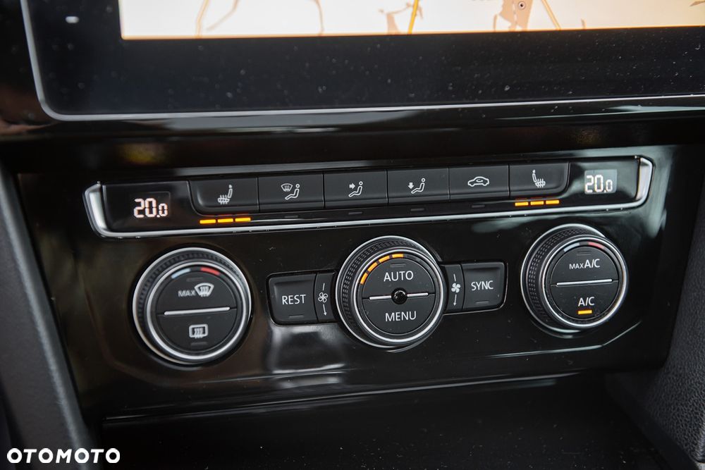 Volkswagen Passat Variant - 26
