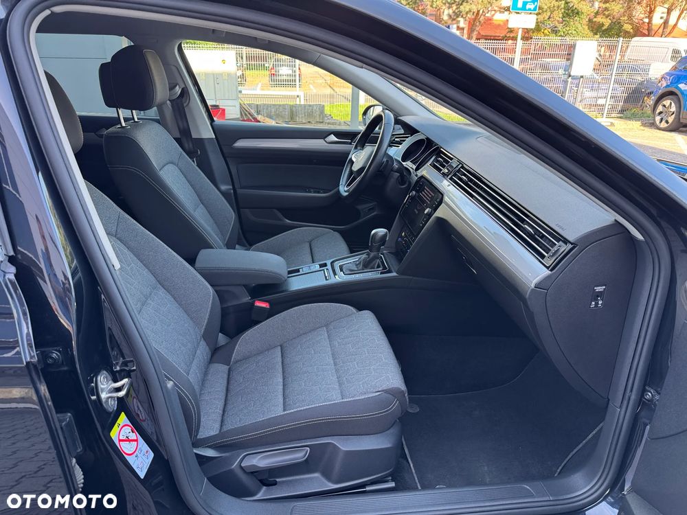 Volkswagen Passat 2.0 TSI Business DSG - 18