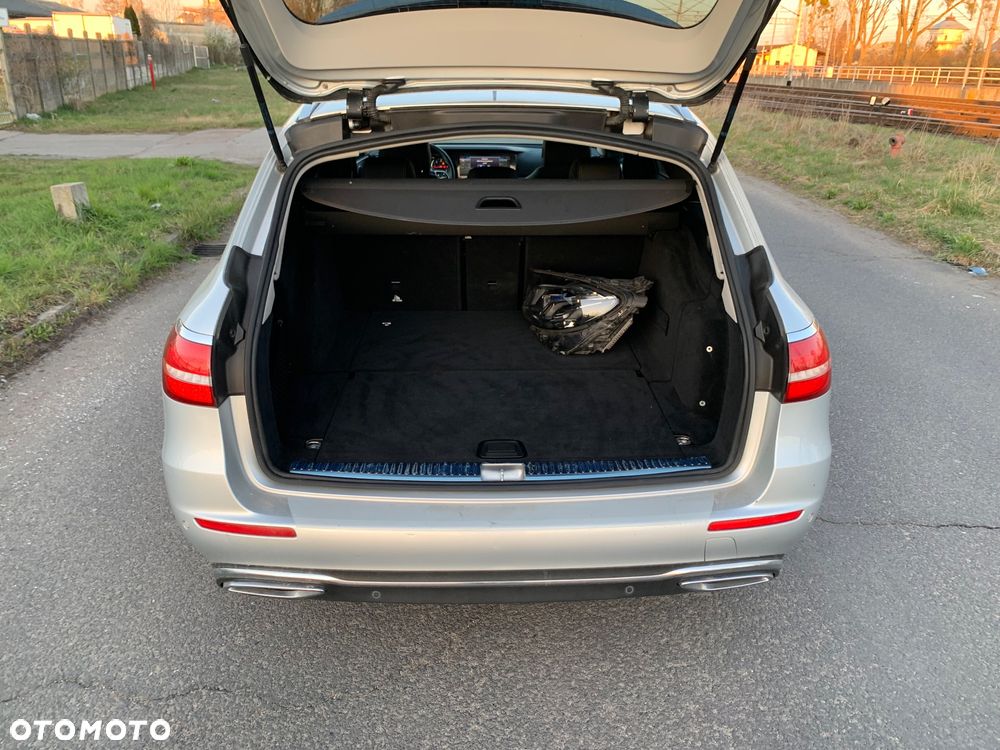 Mercedes-Benz Klasa E 220 d 4-Matic Avantgarde - 7