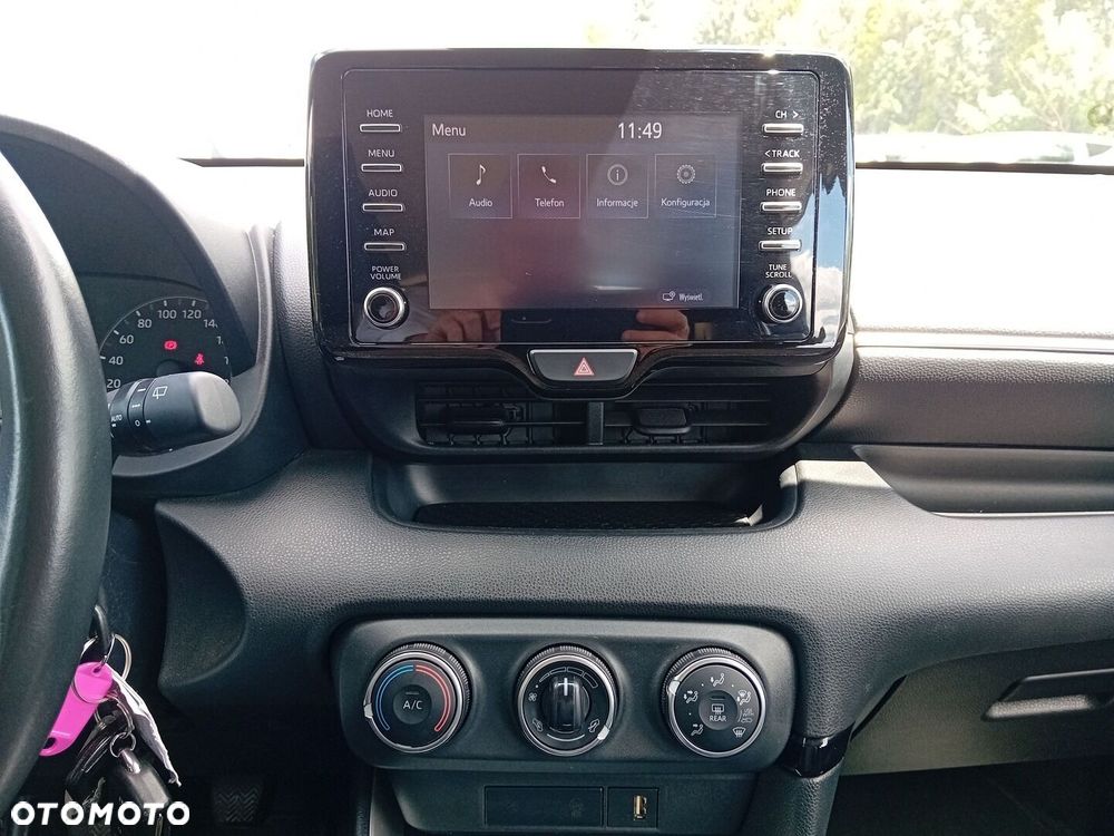 Toyota Yaris - 17