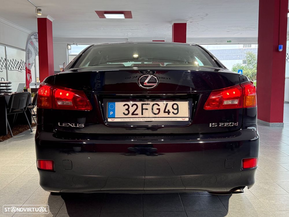Lexus IS 220 d Luxury Line - 13