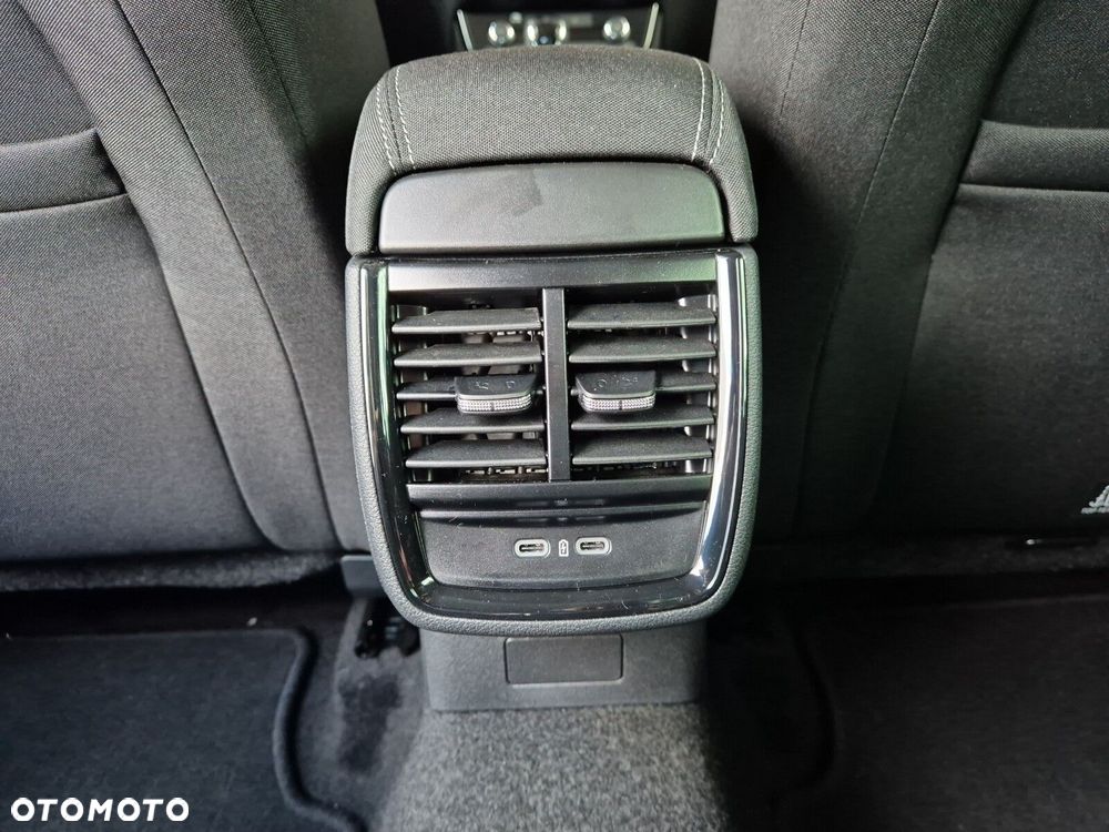 Skoda Kamiq 1.0 TSI Drive DSG - 39