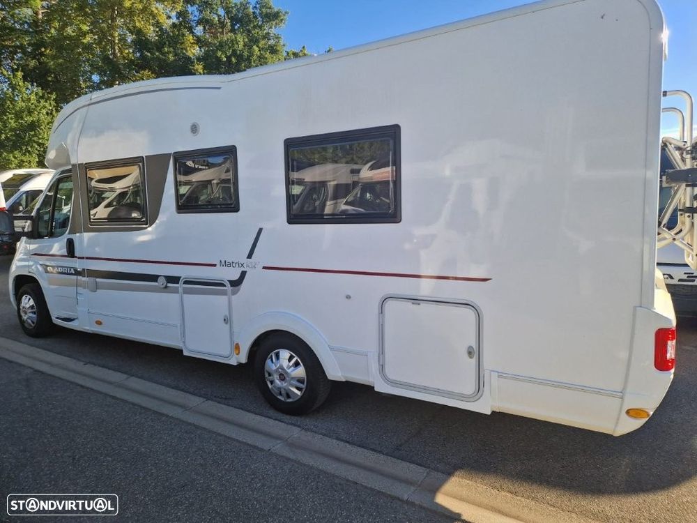 Adria Matrix Plus 670 SLT Camas gêmeas - 3
