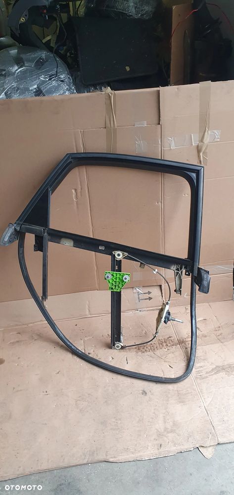 Mechanizm podnośnik szyby ramka prawy tył Audi A4 B6 8E0839462 - 1