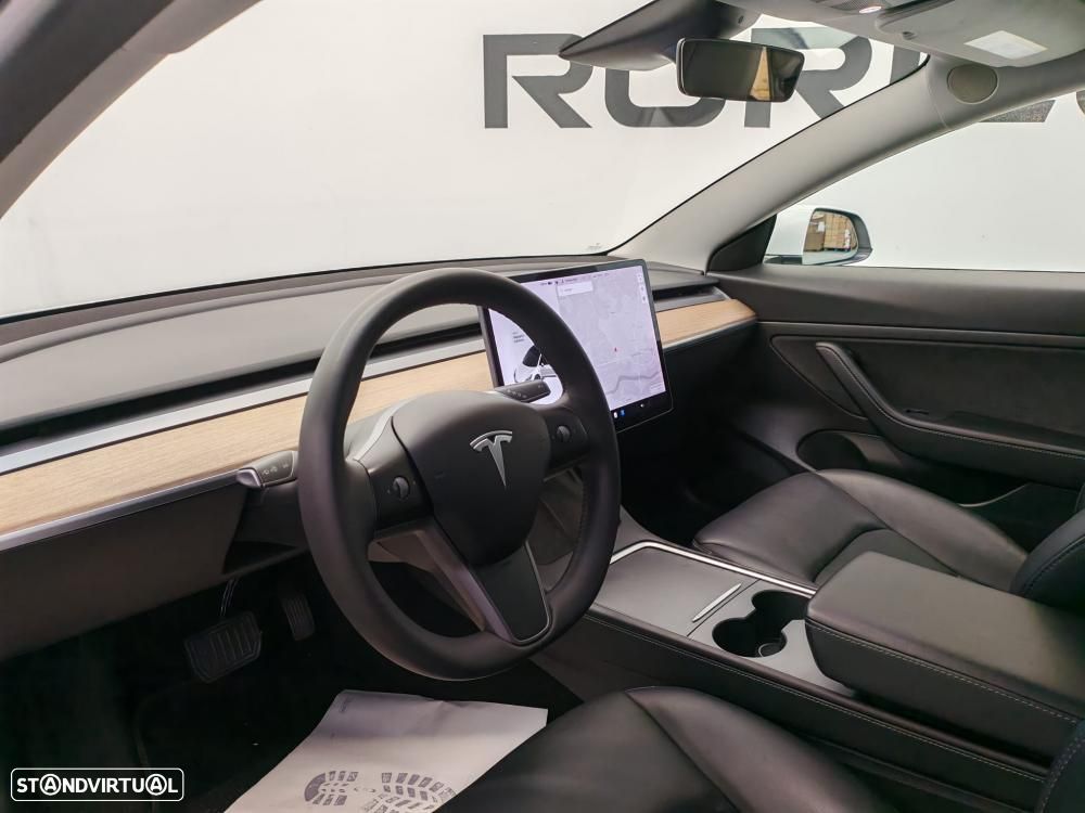 Tesla Model 3 Standard RWD - 13
