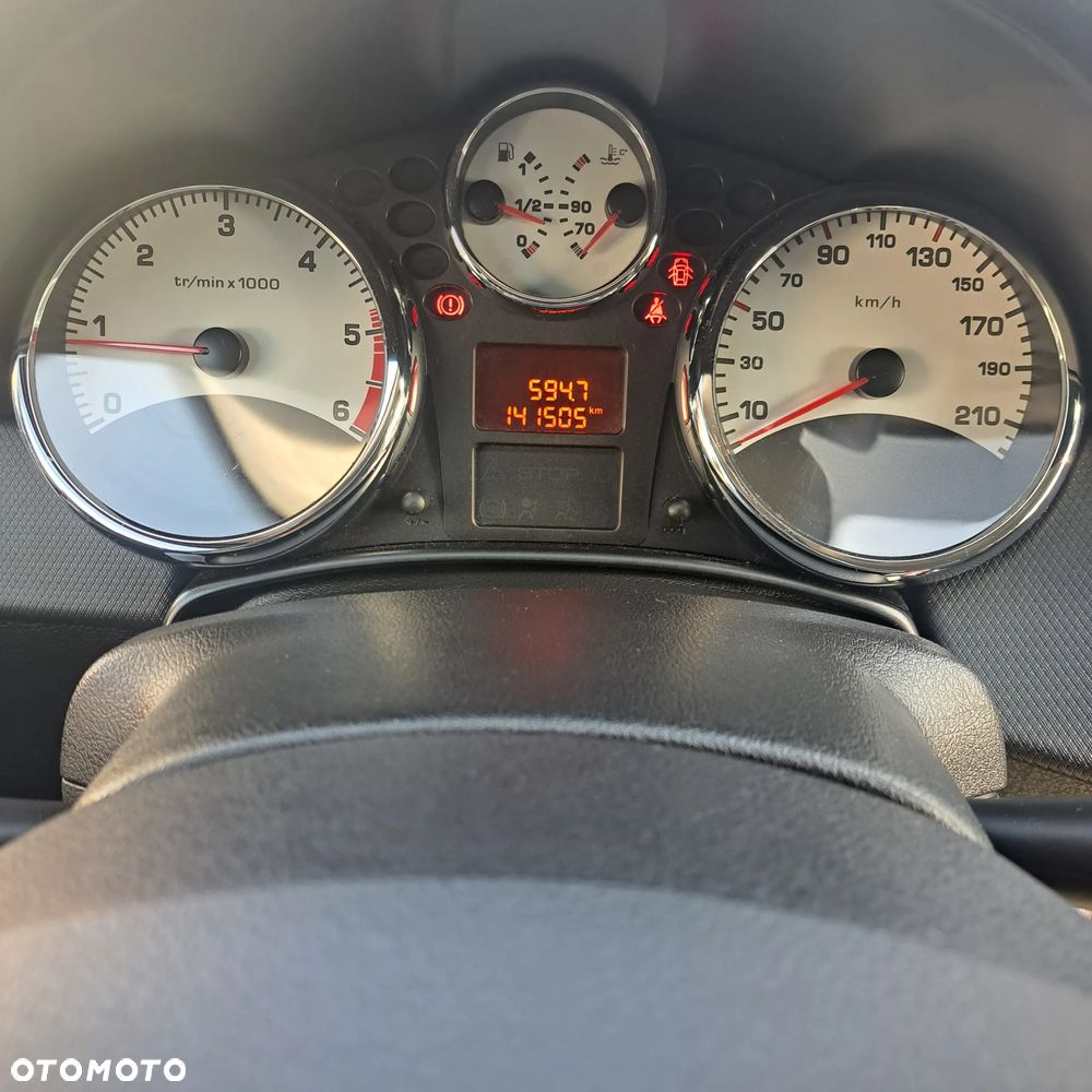 Peugeot 207 1.6 HDi Active - 6