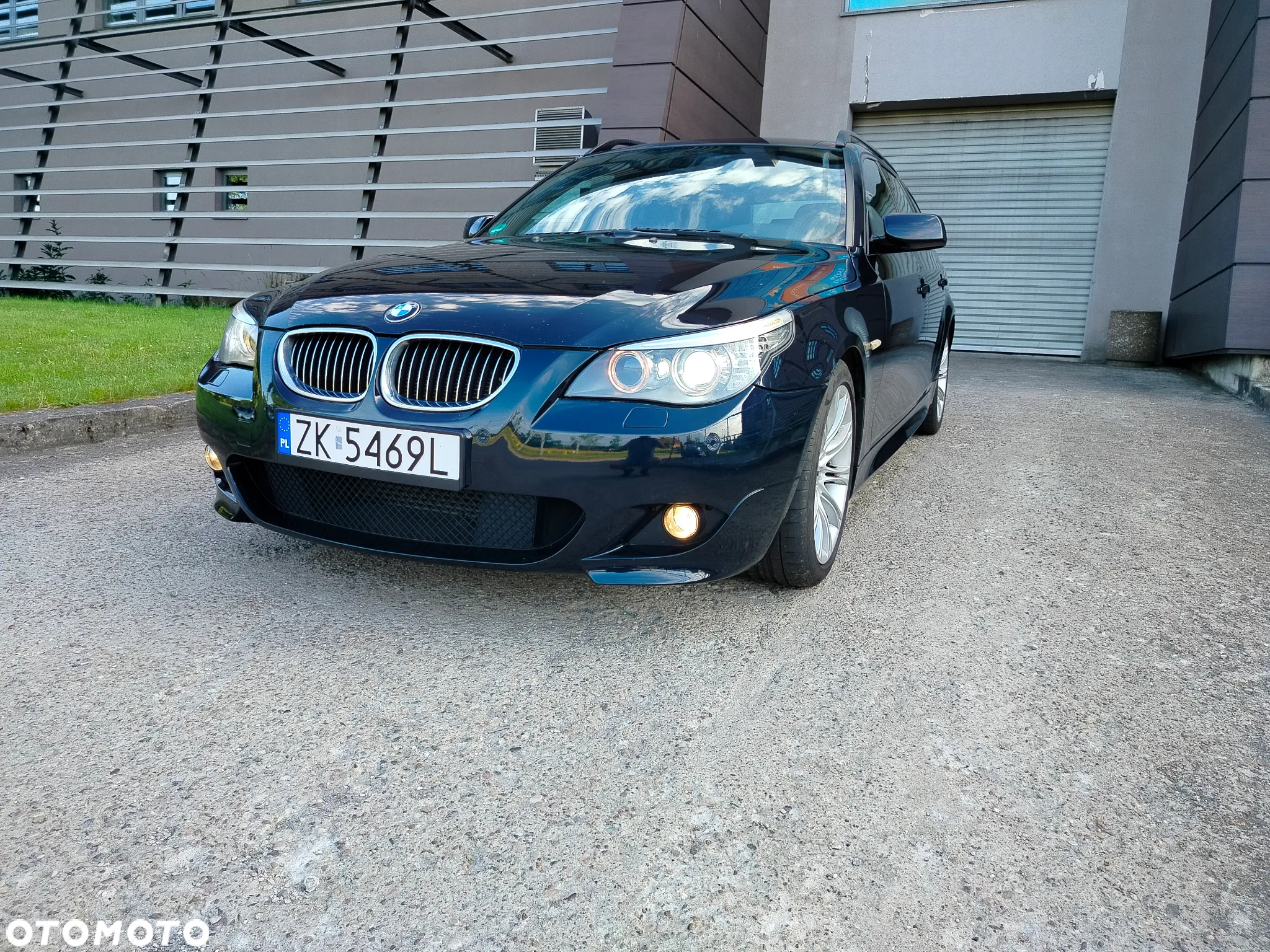 BMW Seria 5 530d Touring - 2