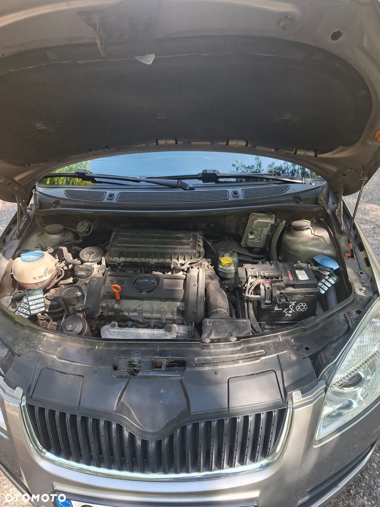 Skoda Roomster 1.6 16V - 14