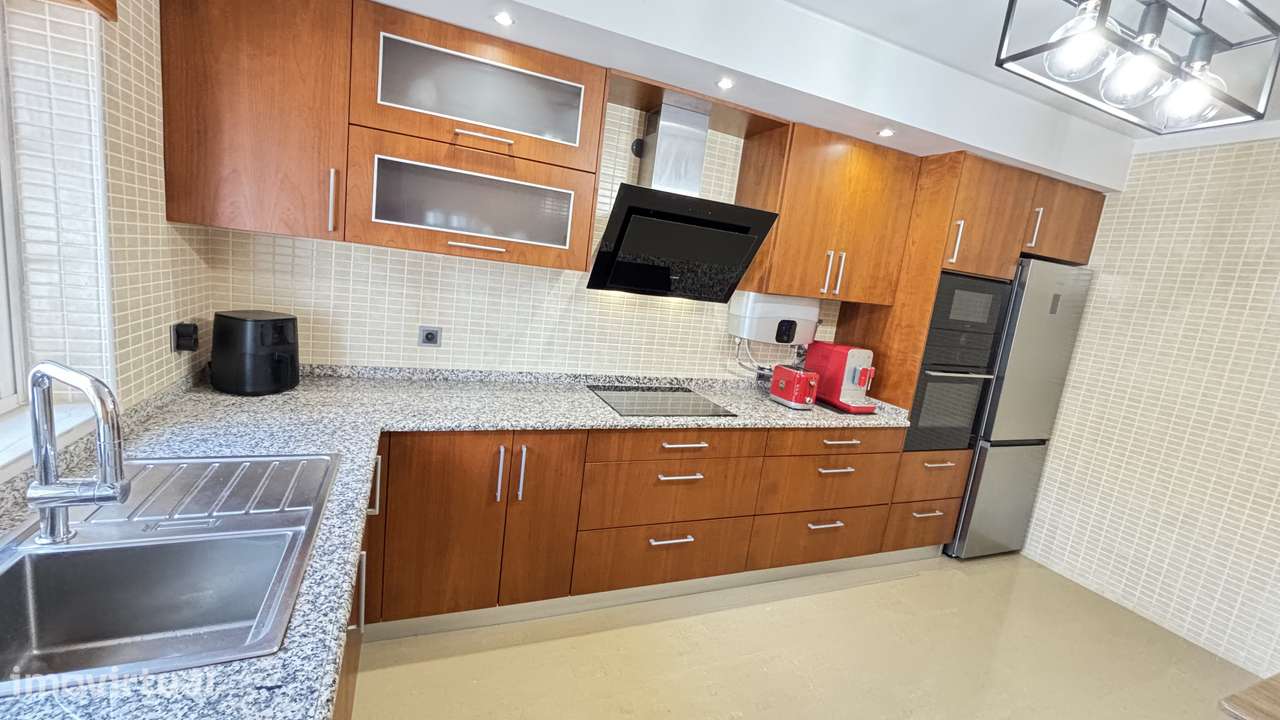 Moradia T2+2 com piscina em condomínio privado | Albufeira | 204 m² - Grande imagem: 5/25