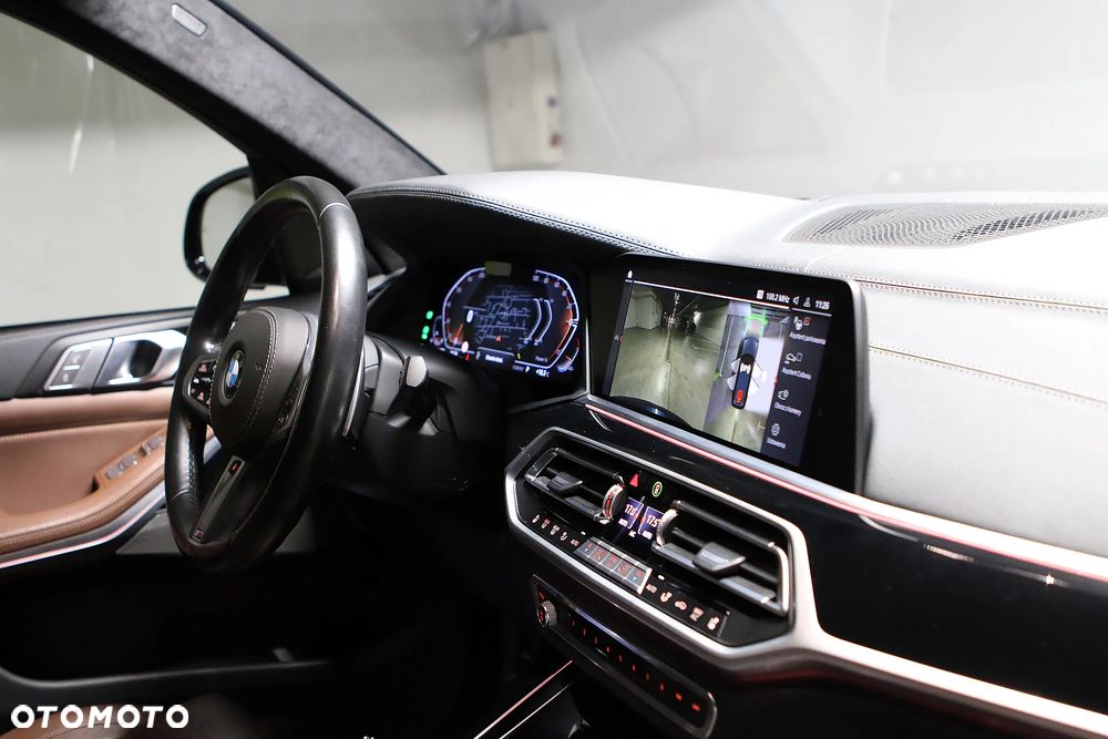 BMW X7 xDrive40i sport - 31
