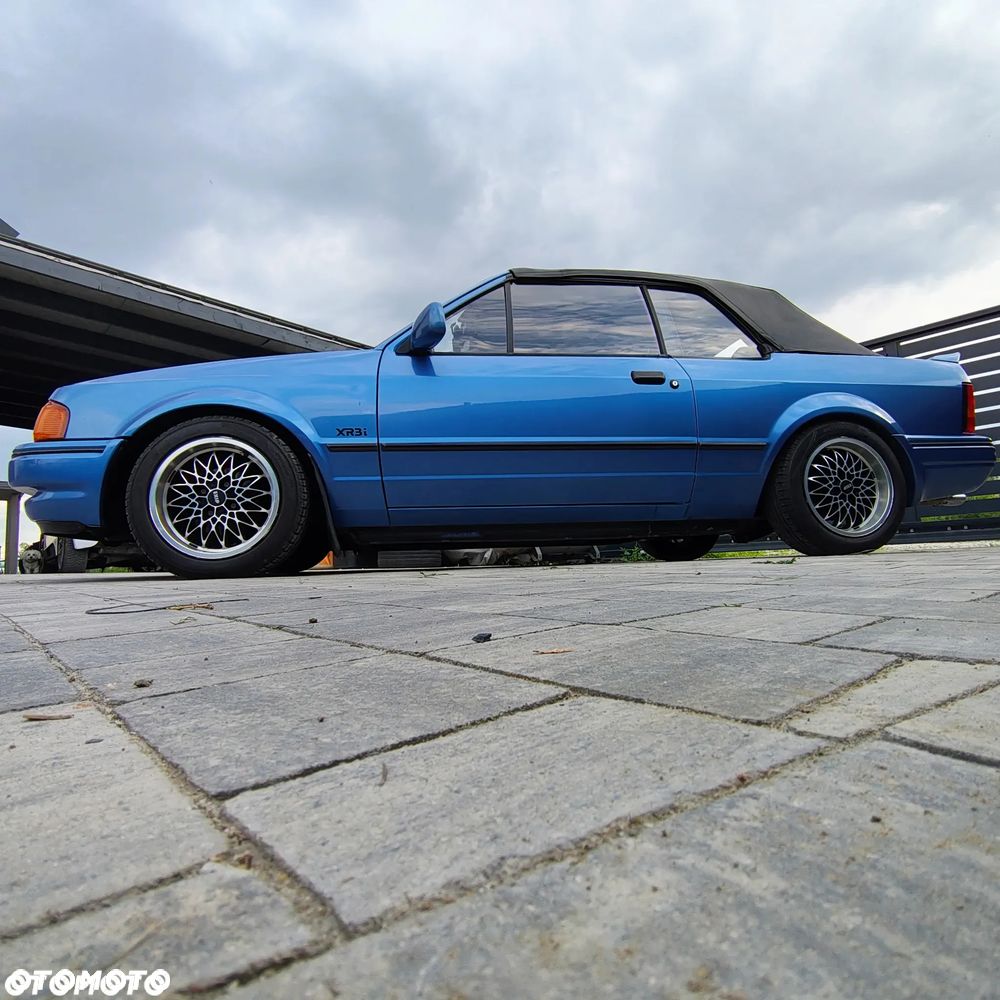 Ford Escort - 4