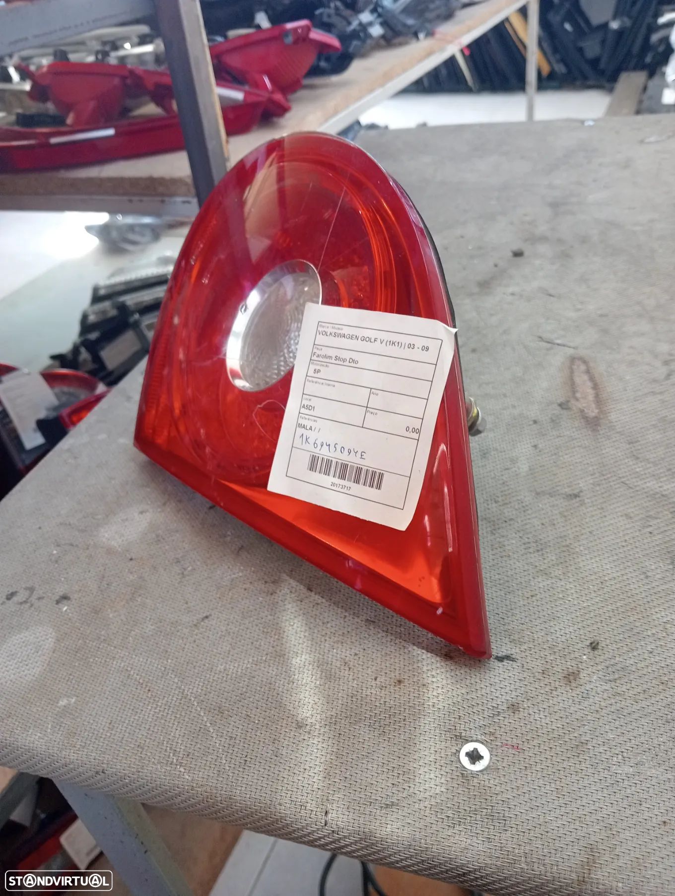 Farolim stop mala direito Volkswagen Golf V (1K1) 03 - 09 / 1K6945094E - 1