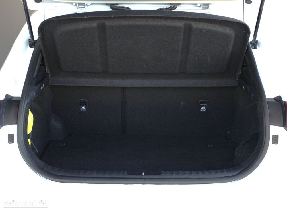 Kia XCeed 1.6 GDi PHEV Drive - 13