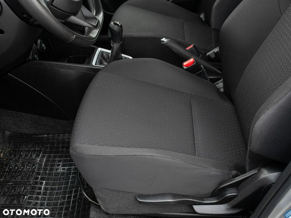 Suzuki Swift - 12