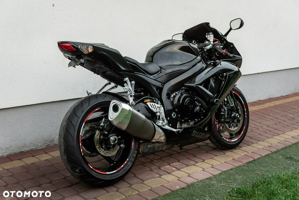 Suzuki GSX-R - 3