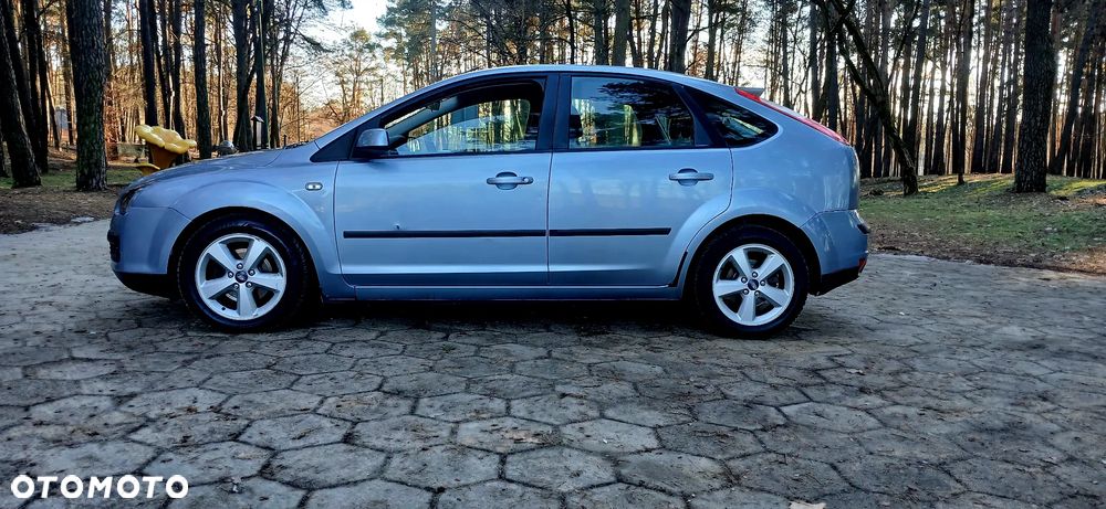 Ford Focus 1.6 TDCi Ambiente - 9