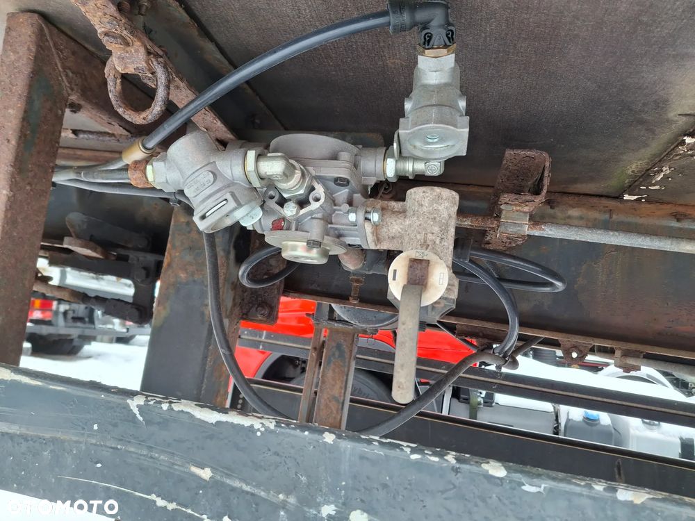 Mercedes-Benz Axor 1933 HDS FASSI F135 17 Metrów Żuraw Skrzynia Siodło Zawieszenie Resor 2010r Sprowadzony Przyczepa Do Przewozu Transportu Zbrojenia Zestaw Ciekawa Konfiguracja Niski Przebieg - 20