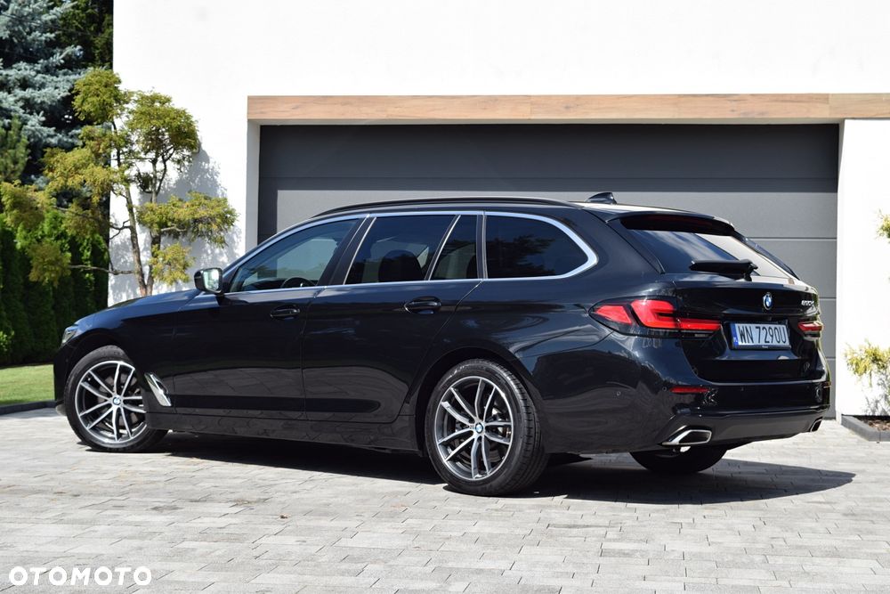 BMW Seria 5 520d Touring M Sport Edition - 39