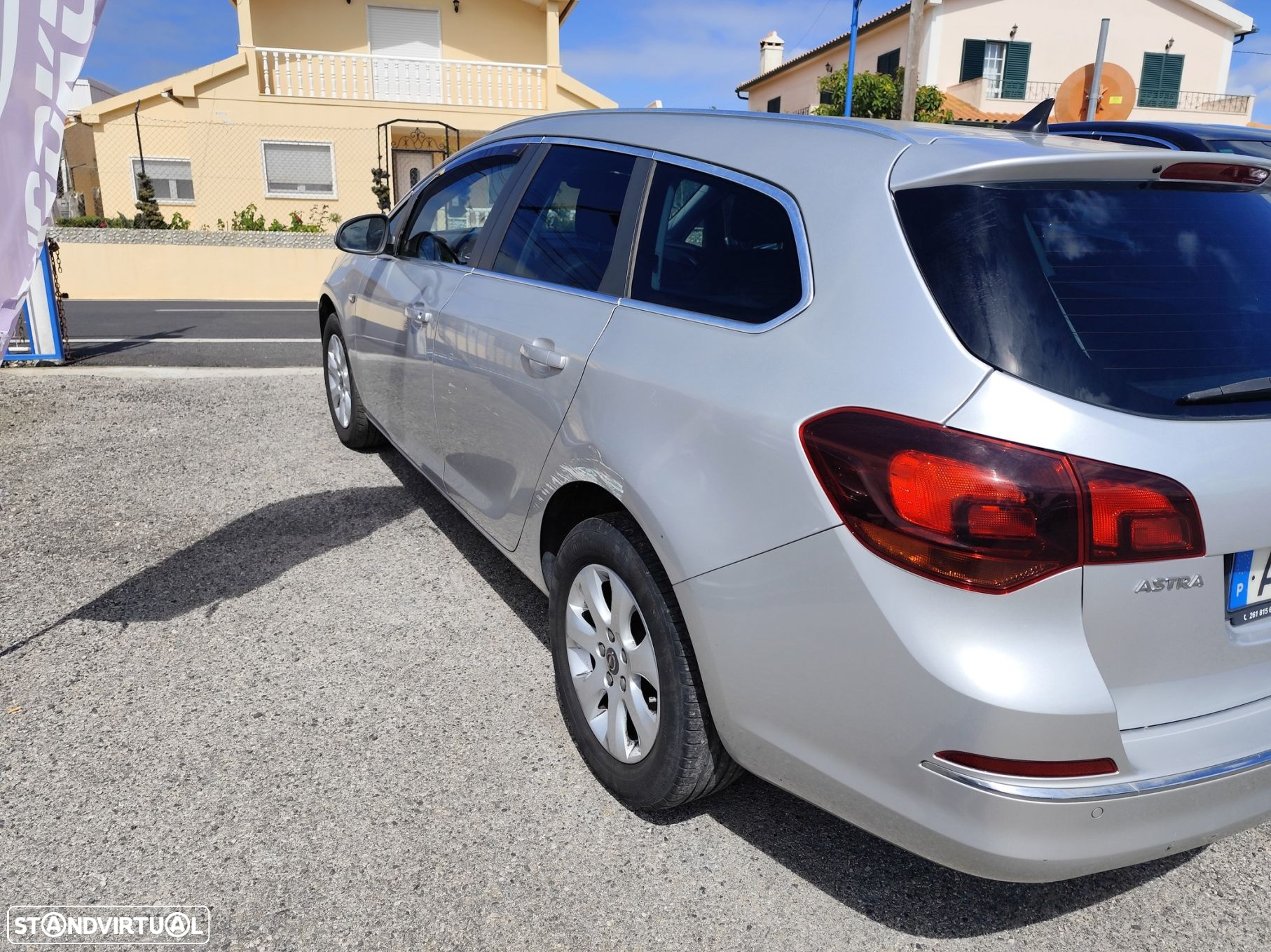 Opel Astra Sports Tourer 1.6 CDTI DPF ecoFLEX S&S ENERGY - 9