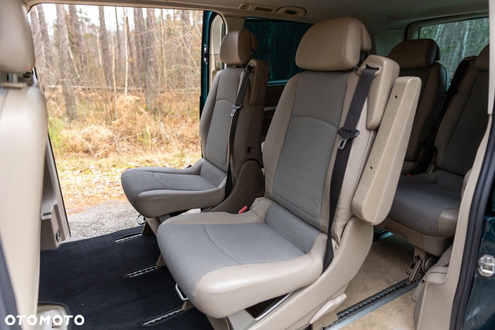 Mercedes-Benz Viano - 11
