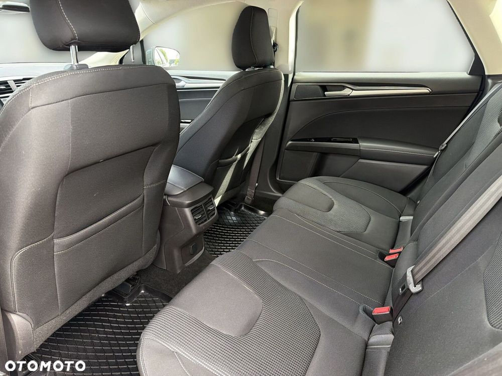 Ford Mondeo - 14