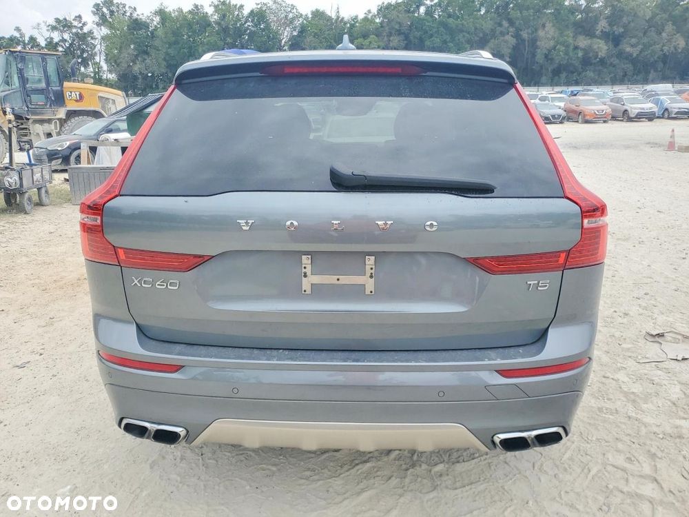 Volvo XC 60 T5 AWD Geartronic Momentum - 6