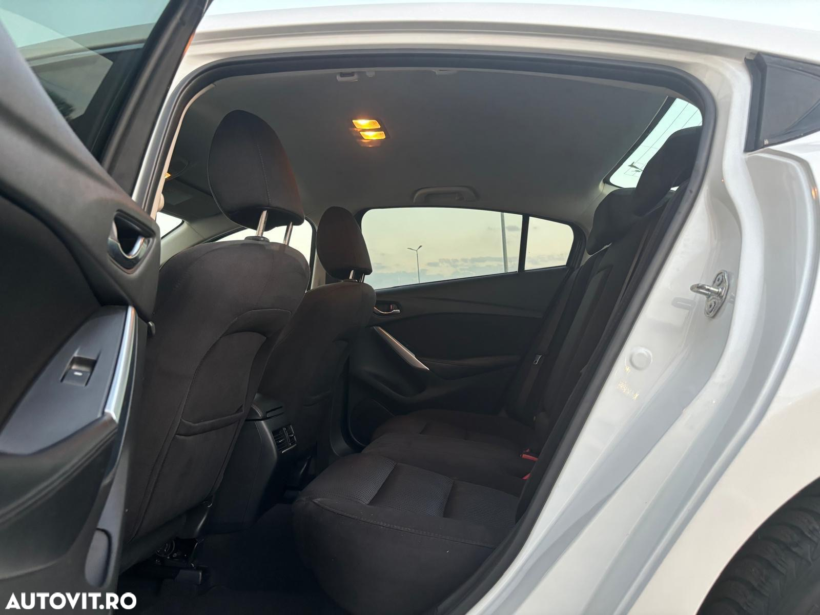 Mazda 6 Kombi SKYACTIV-D 150 i-ELOOP Exclusive-Line - 12