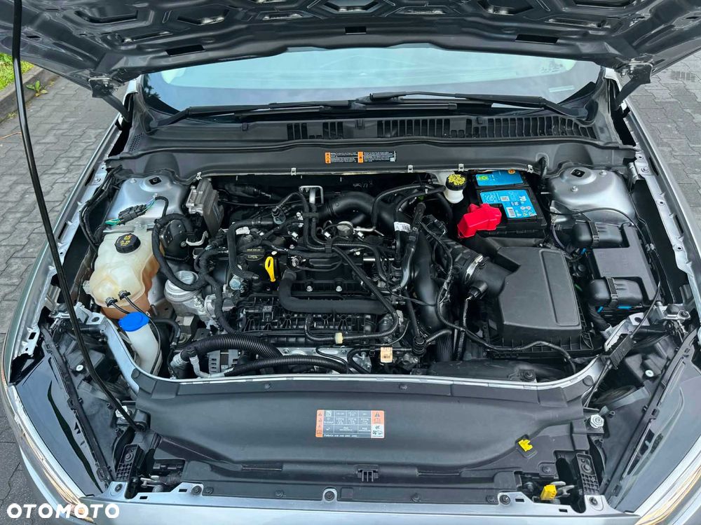 Ford Fusion - 2