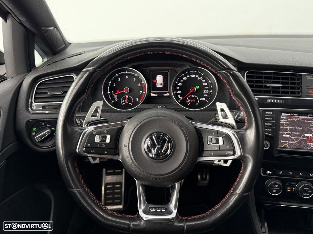 VW Golf 2.0 TSi GTi DSG - 27