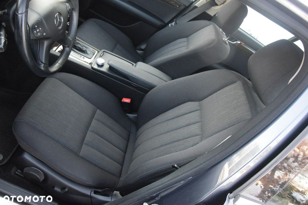 Mercedes-Benz Klasa C - 25