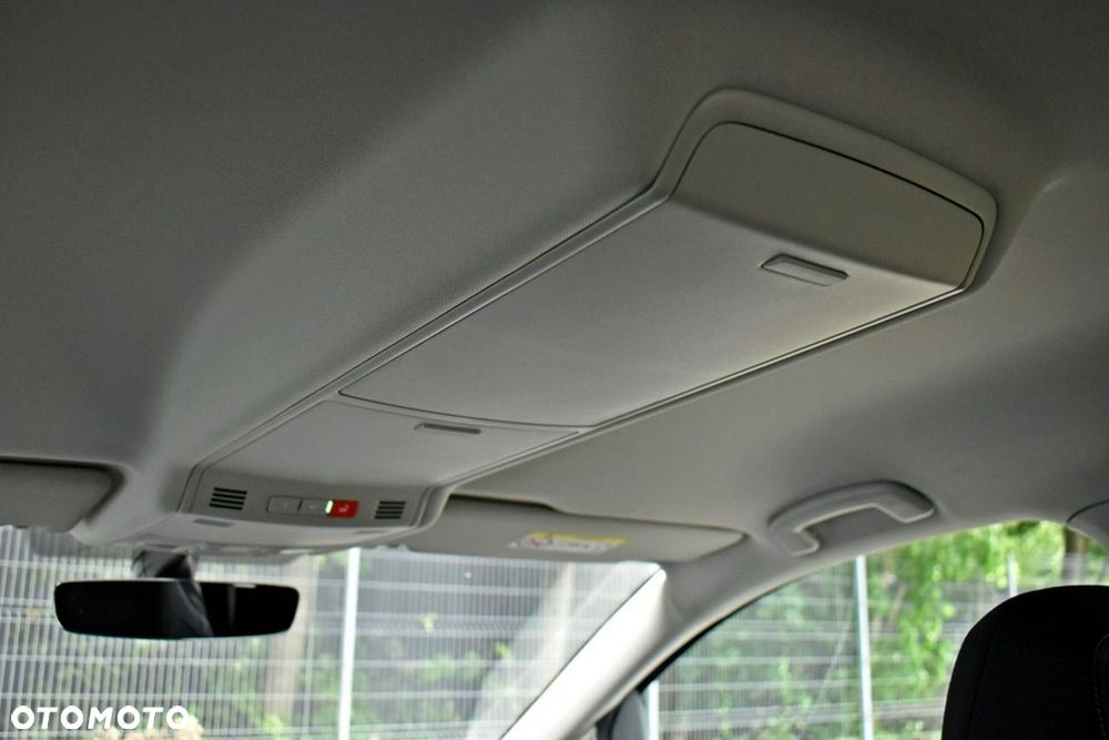 Volkswagen Touran 1.5 TSI EVO Highline DSG - 30