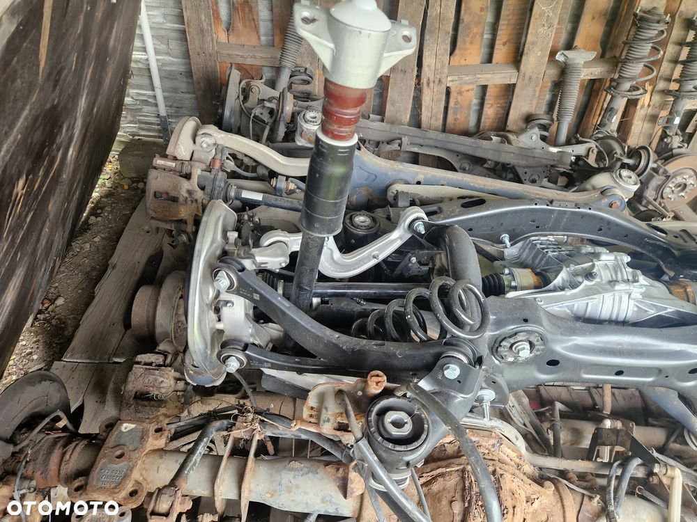 ZAWIESZENIE MOST DYFER AUDI A4 B9 2024r - 2