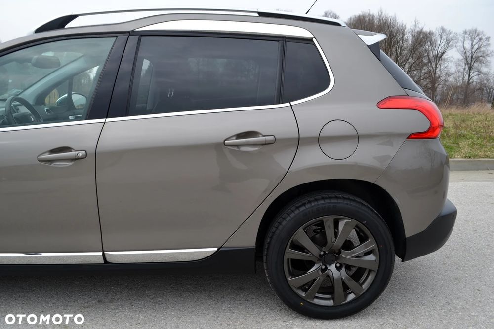 Peugeot 2008 - 9