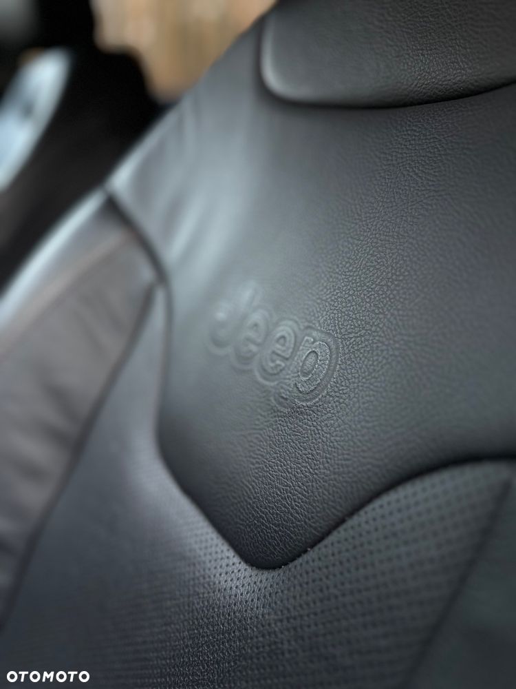 Jeep Compass - 22