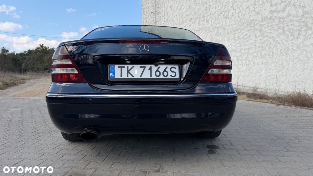 Mercedes-Benz Klasa C 180 T Kompressor Avantgarde Starline - 5