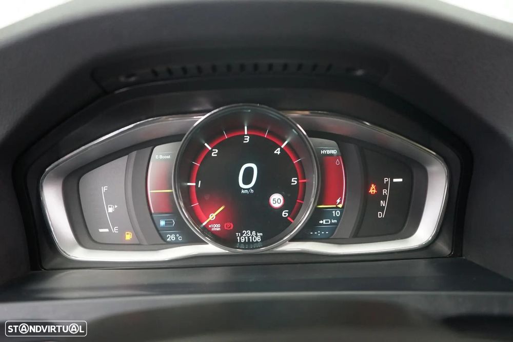 Volvo V60 2.4 D6 Summum AWD Phev - 27