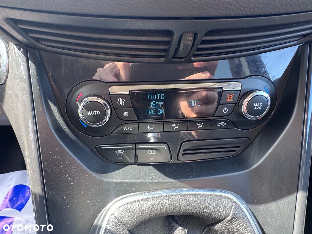 Ford Kuga 2.0 TDCi 2x4 Trend - 15