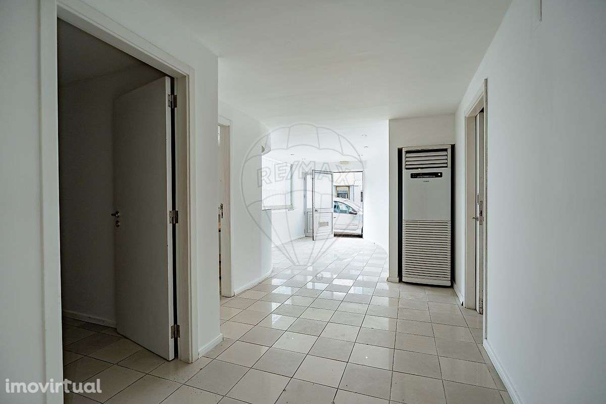 Loja  para arrendamento - Grande imagem: 5/17