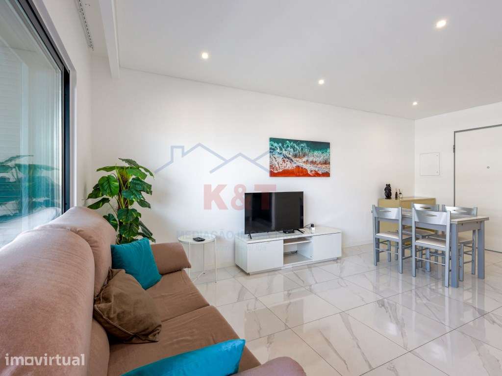 Apartamento T2 com piscina e garagem - Arrendamento anual - Grande imagem: 5/32